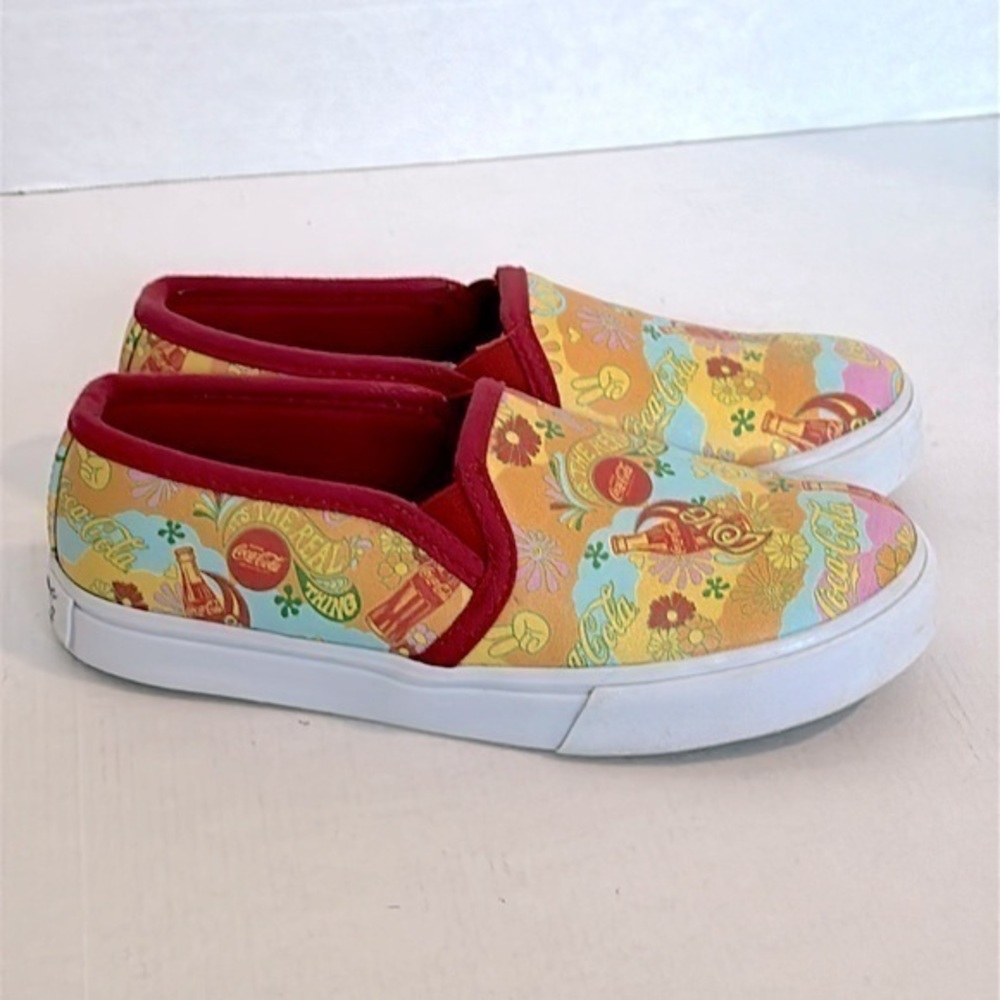Rare EUC Coca Cola 1971 Unity Collection shoes kids US 5 Mex 22 Multicolor